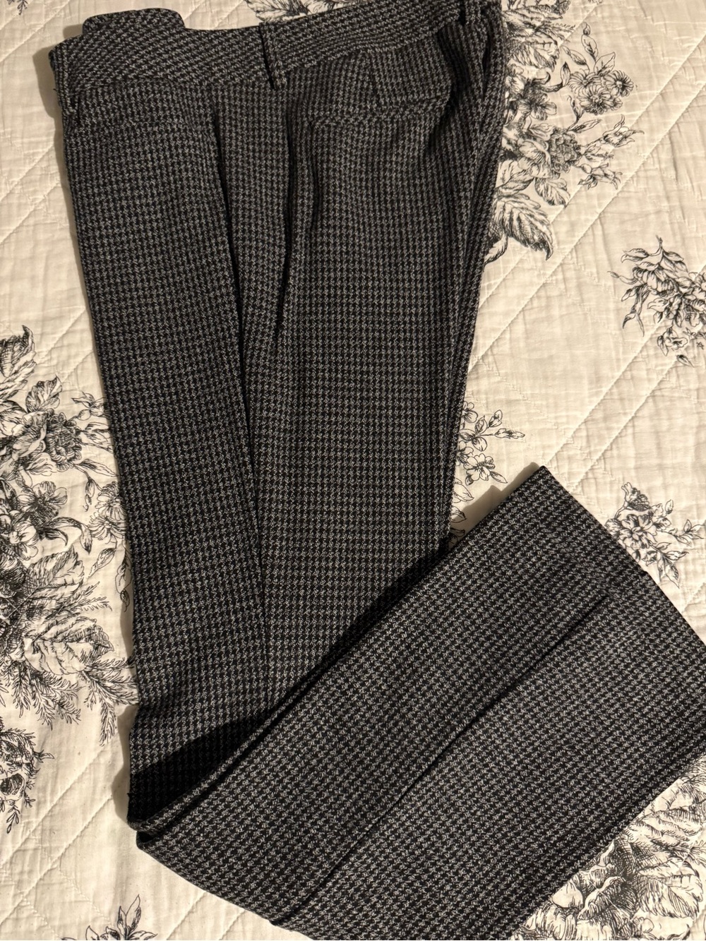 Express Women's Houndstooth Dress Pants - Black & Gray